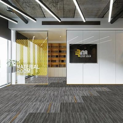 2024 50x50 スクエア PVC と アスファルト バック 商業用 PP ナイロン オフィス 床 カーペット タイル