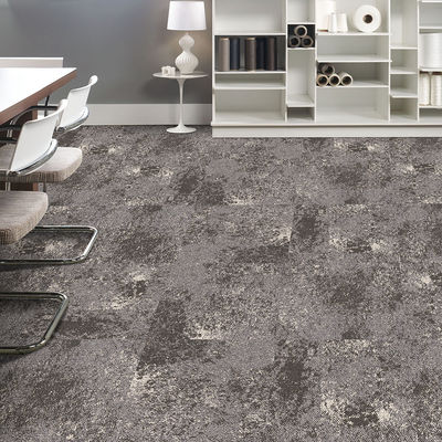 商用部屋 カーペットタイル 100% PP モジュール型 ループパイルビツン材料でタフ