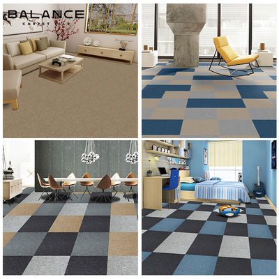 中型パイル 50x50 PP モジュラルのカーペットタイル 商用オフィス用のカスタマイズされた色