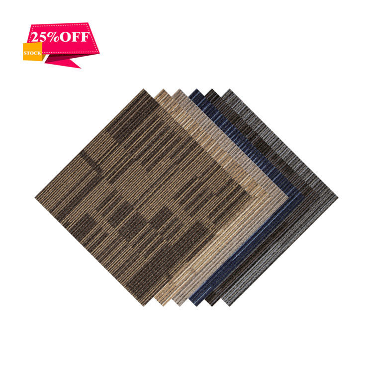 商業用建築物 床飾り カーペット 520g/sqm ポリプロピレン 方形 カーペット タイル